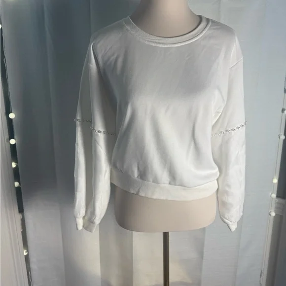 White Cream Crop Long Sleeve Sweatshirt with Pearl and Tulle Sleeves Large - Picture 1 of 7